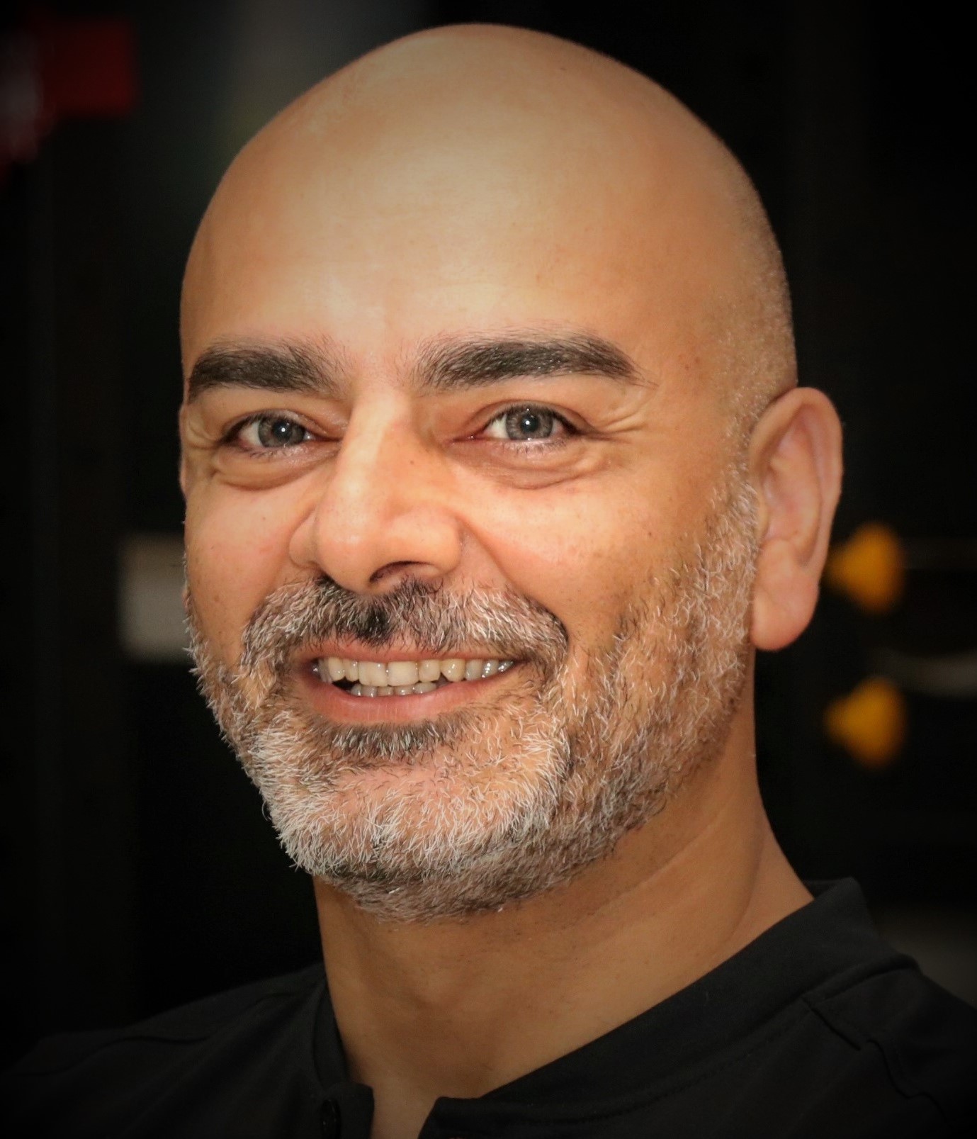 Siamak Azadi, founder and inventor of SIMUST